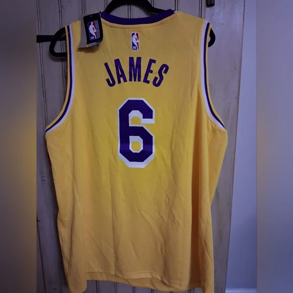 Nike Dri-FIT Yellow Lebron Jersey - Picture 3 of 3
